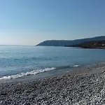 Affittacamere Iliolithos 4*