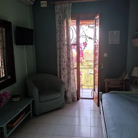 Iliolithos ゲストハウス 4*