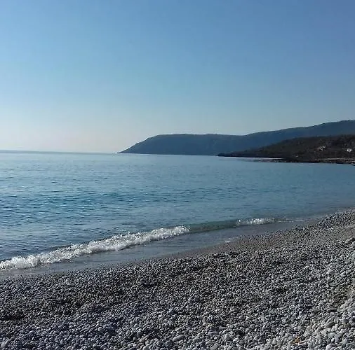 Pensión Iliolithos 4*