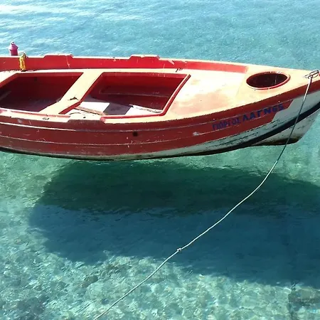 Iliolithos Vendégház 4*