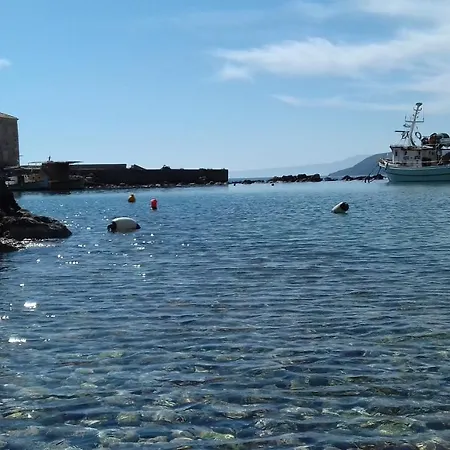 Iliolithos Πανσιόν