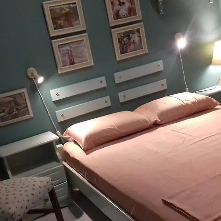 Guest house Iliolithos 4*