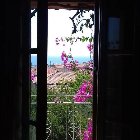 Iliolithos Πανσιόν Καρδαμύλη