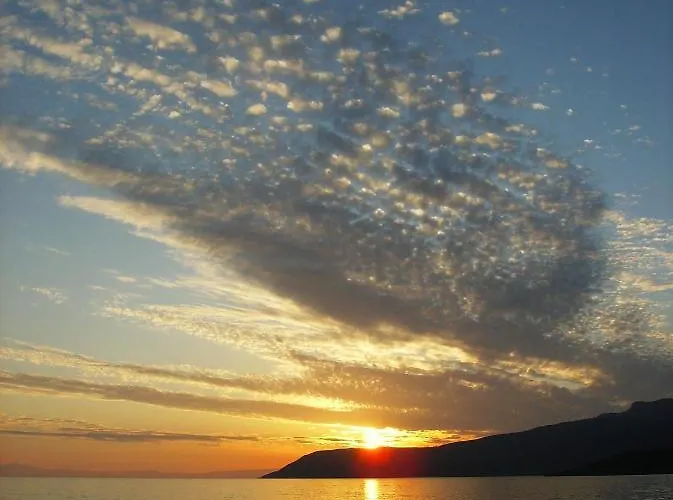 Iliolithos 4*